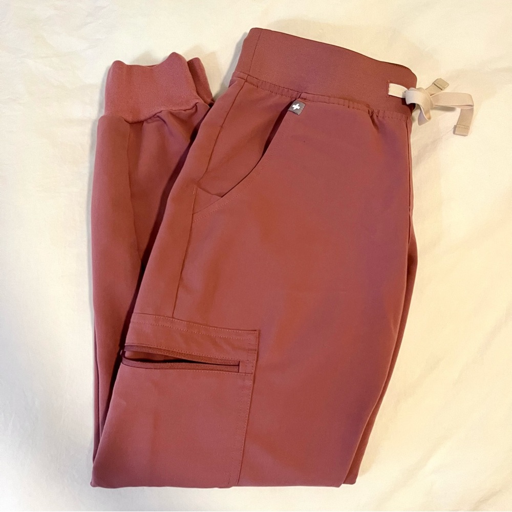 FIGS | Mauve Zamora Petite Jogger Scrub Pants XSP